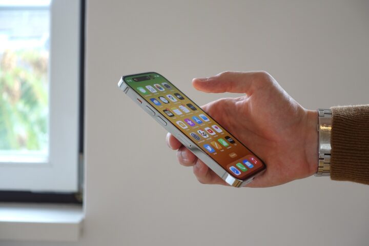 How to See Blocked Numbers on iPhone